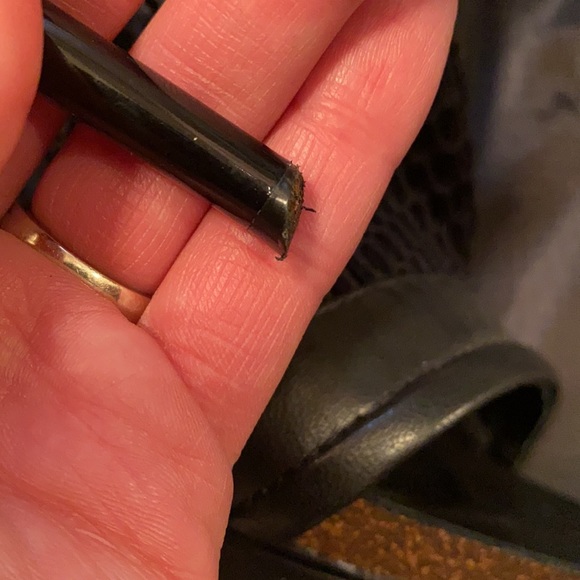 L.A.M.B Black heals - Picture 3 of 8